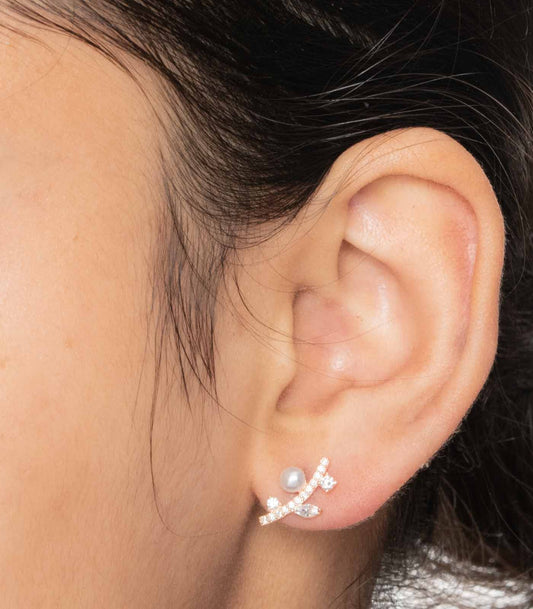 Leafy Pearl Ear RIngs (Silver)