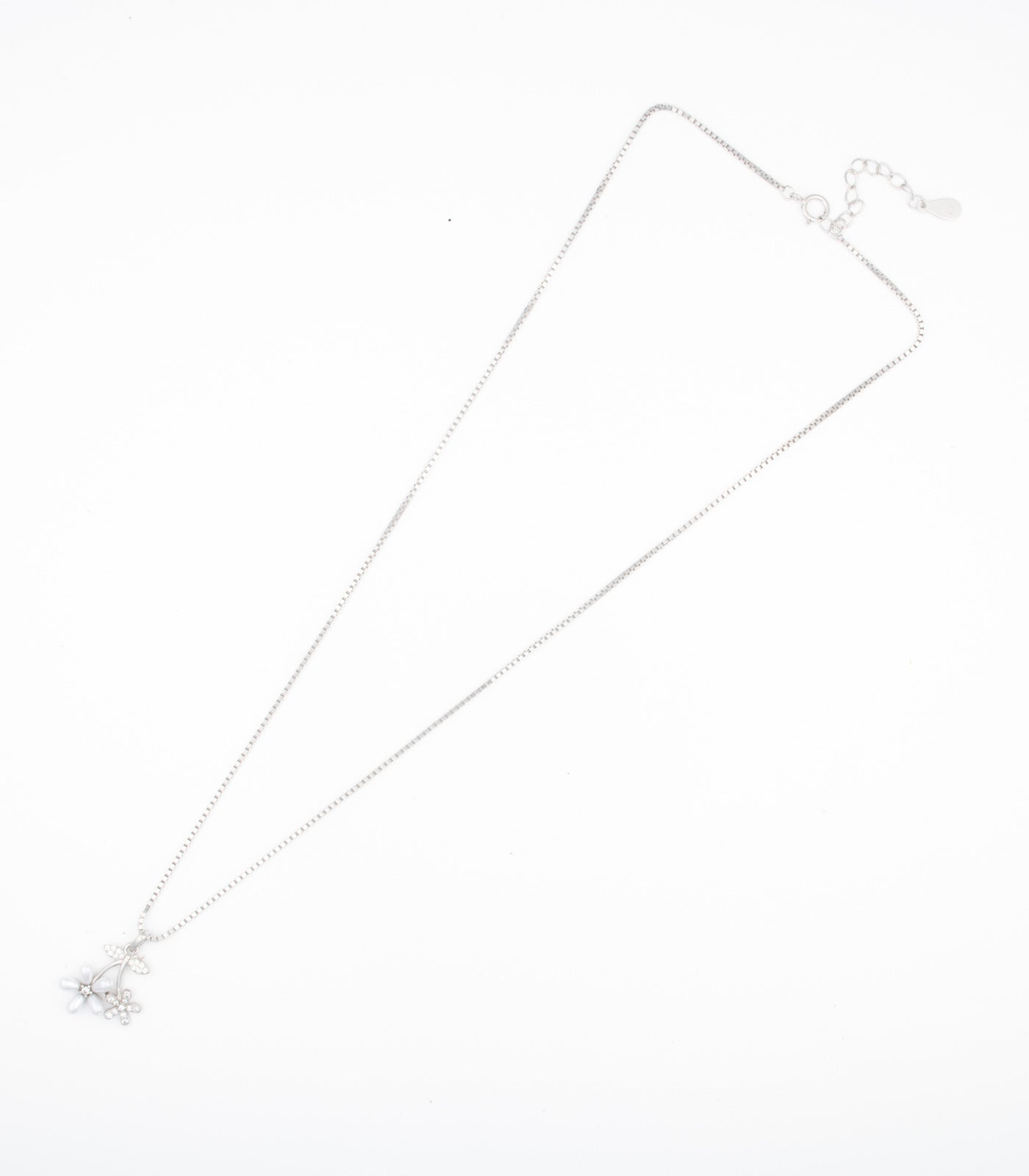 Flower Necklace (Silver)